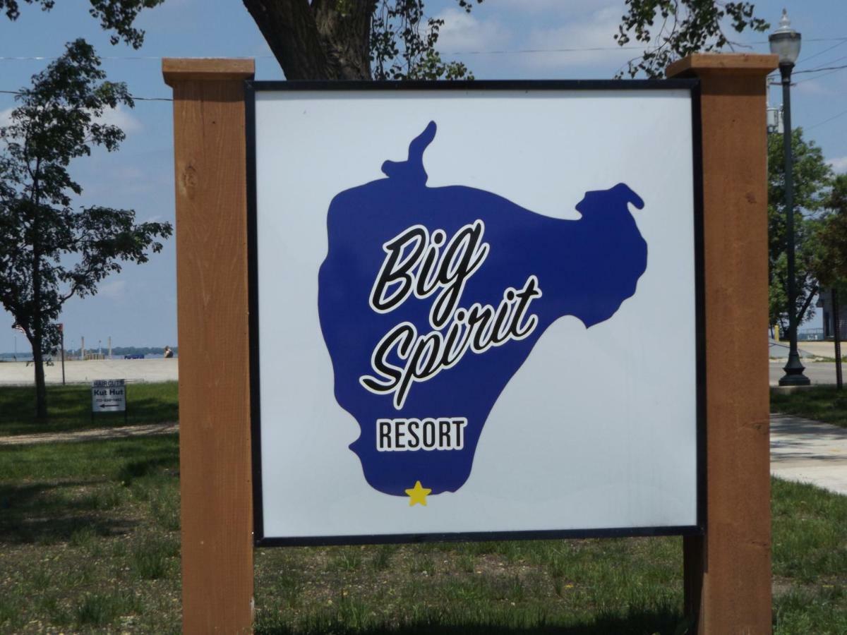 Big Spirit Resort Spirit Lake المظهر الخارجي الصورة